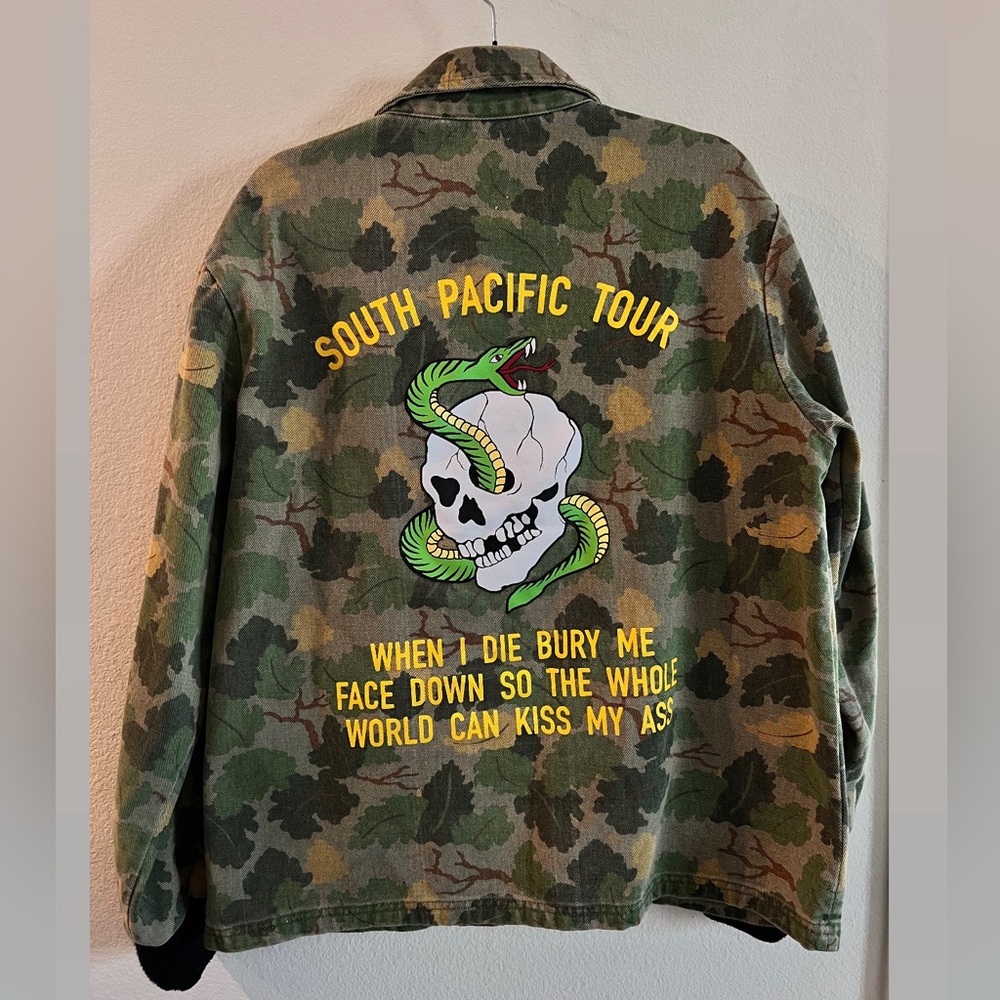 RARE Diamond Supply Co. South Pacific Tour Snake Skull Jacket